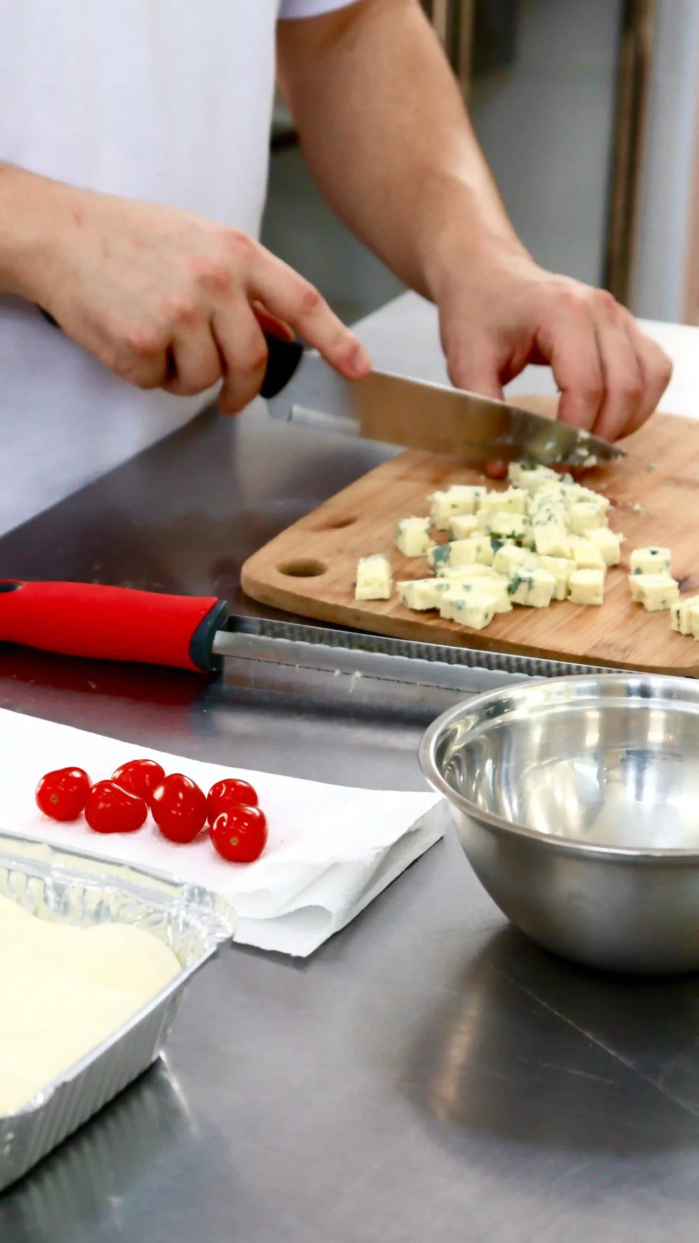 cv profesional pinche cocina tenerife optimizado filtros ats 1 scaled | CV Profesional Tenerife™ Imagen de Redes Social del Producto Pinche de Cocina en Tenerife