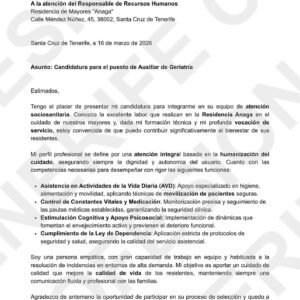 Vista previa de diseño de currículum profesional para Auxiliar de Geriatría en Tenerife con marca de agua